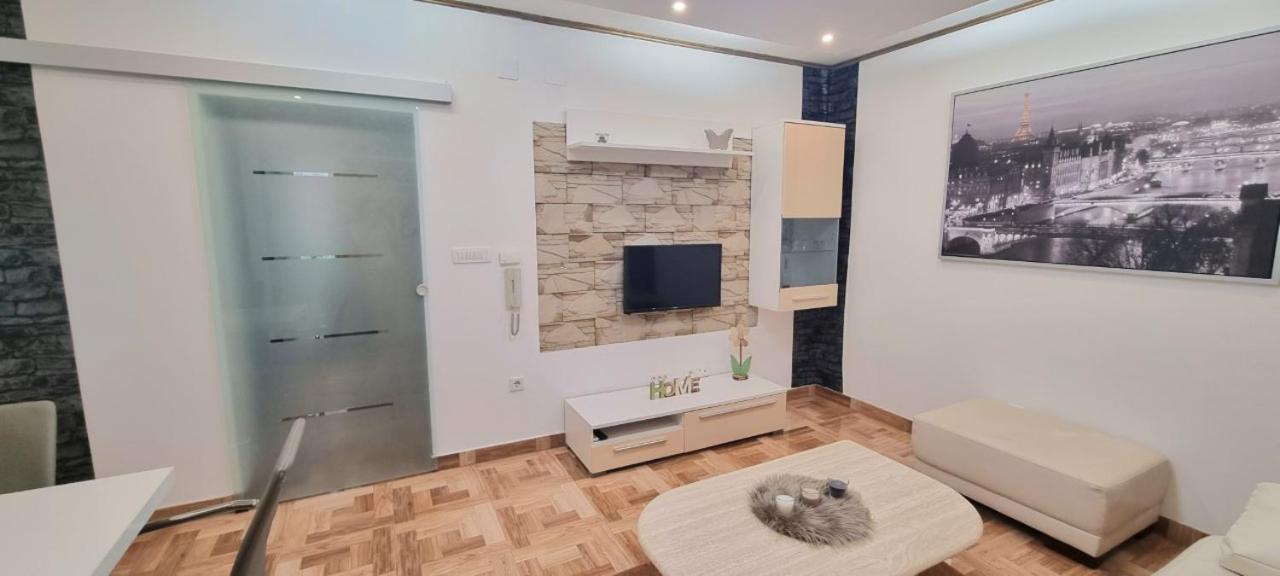 Apartman Croatea Zagreb Buitenkant foto